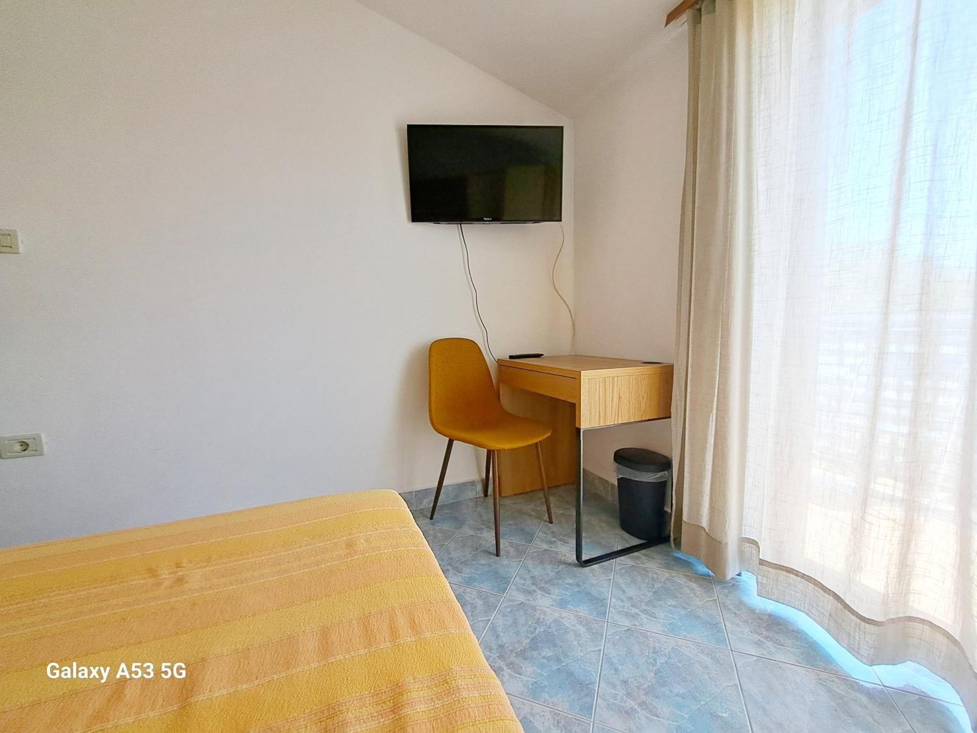 Aparments Orange & Blue Apartment Fažana Exterior foto